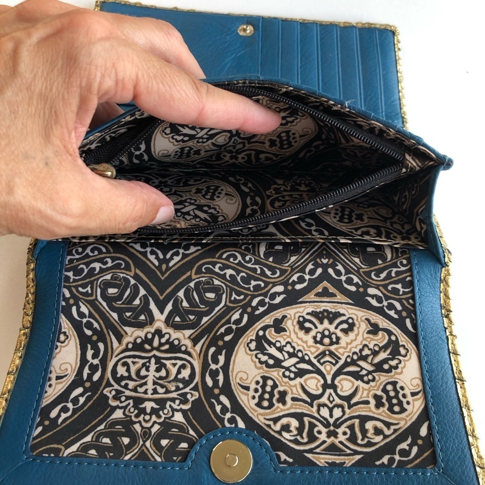 Vintage Juicy Couture Gold Metallic Leather Black Crystals Silver Stud Wallet - Picture 10 of 12